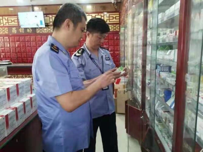 郑州二七区开展零售药店药品安全专项检查
