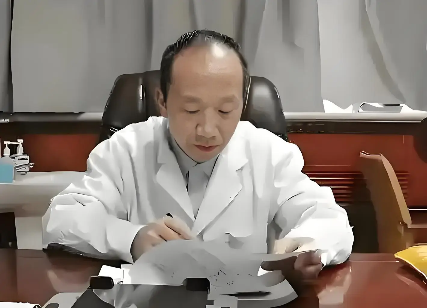 董田林医生.png